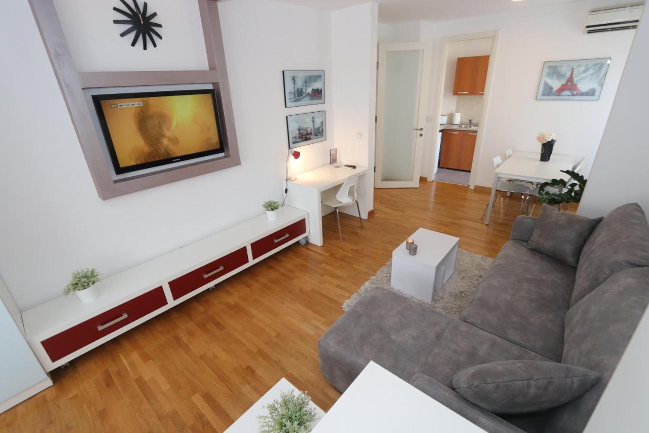New Belgrade Apartment Belville, Parking 5 Evra Dan Dış mekan fotoğraf